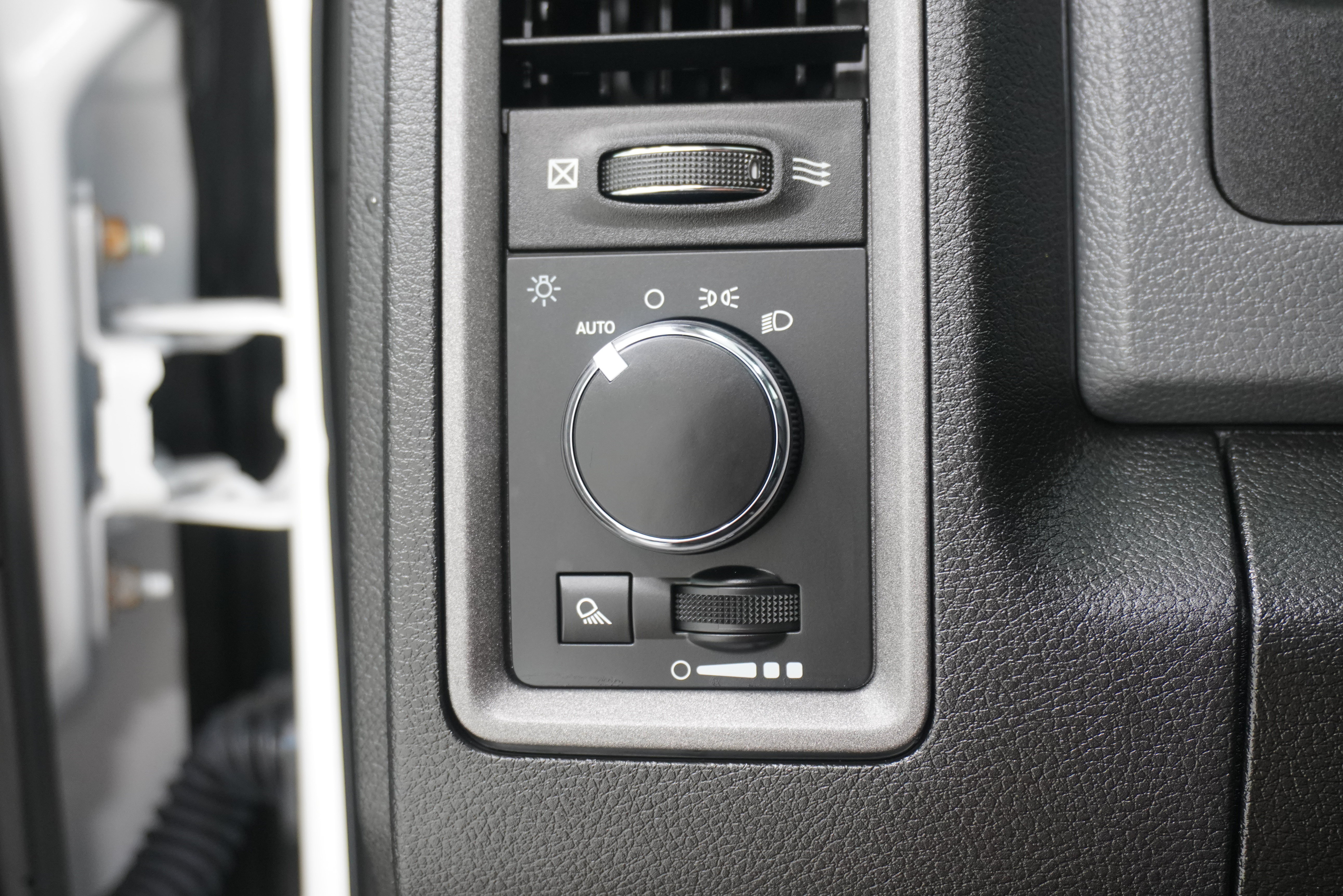 Used 2019 RAM 1500 Tradesman w/ Popular Equipment Group RWD image 19