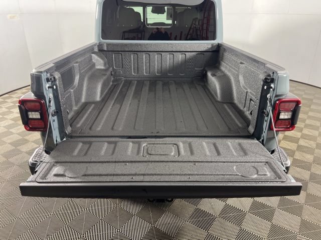 New 2026 Jeep Gladiator Mojave AWD/4WD image 6