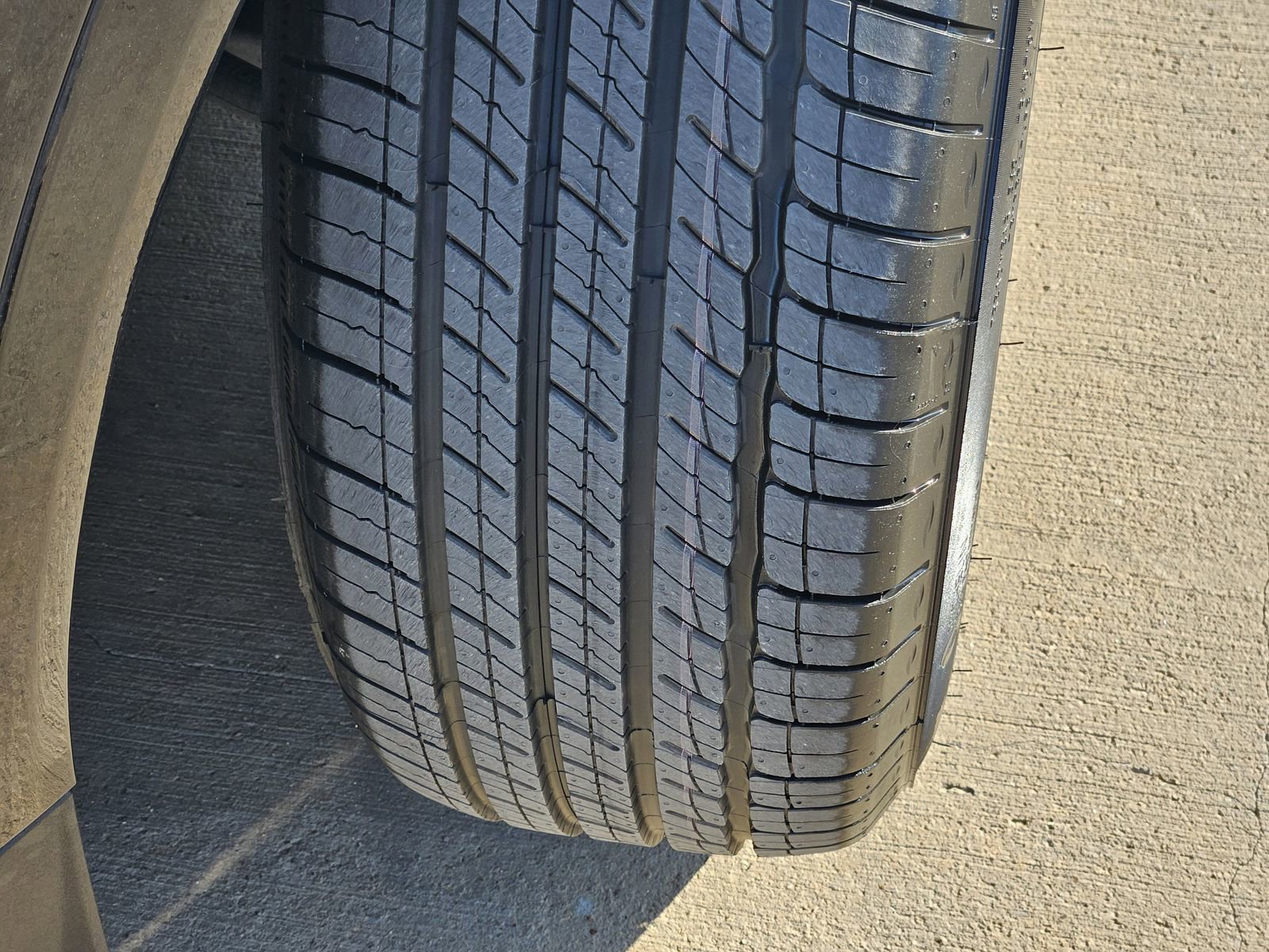 Certified 2023 Cadillac XT5 Premium Luxury FWD image 13