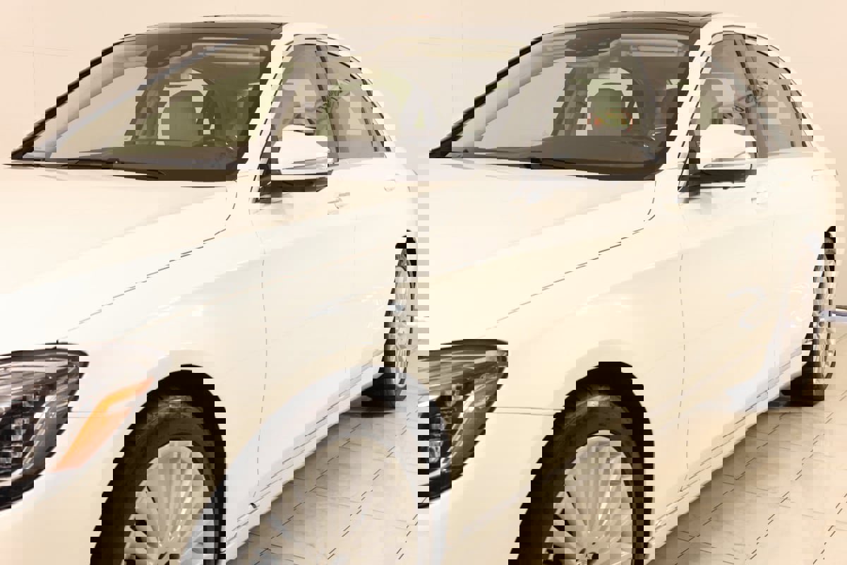 Used 2020 Mercedes-Benz S 560 4MATIC Sedan image 49