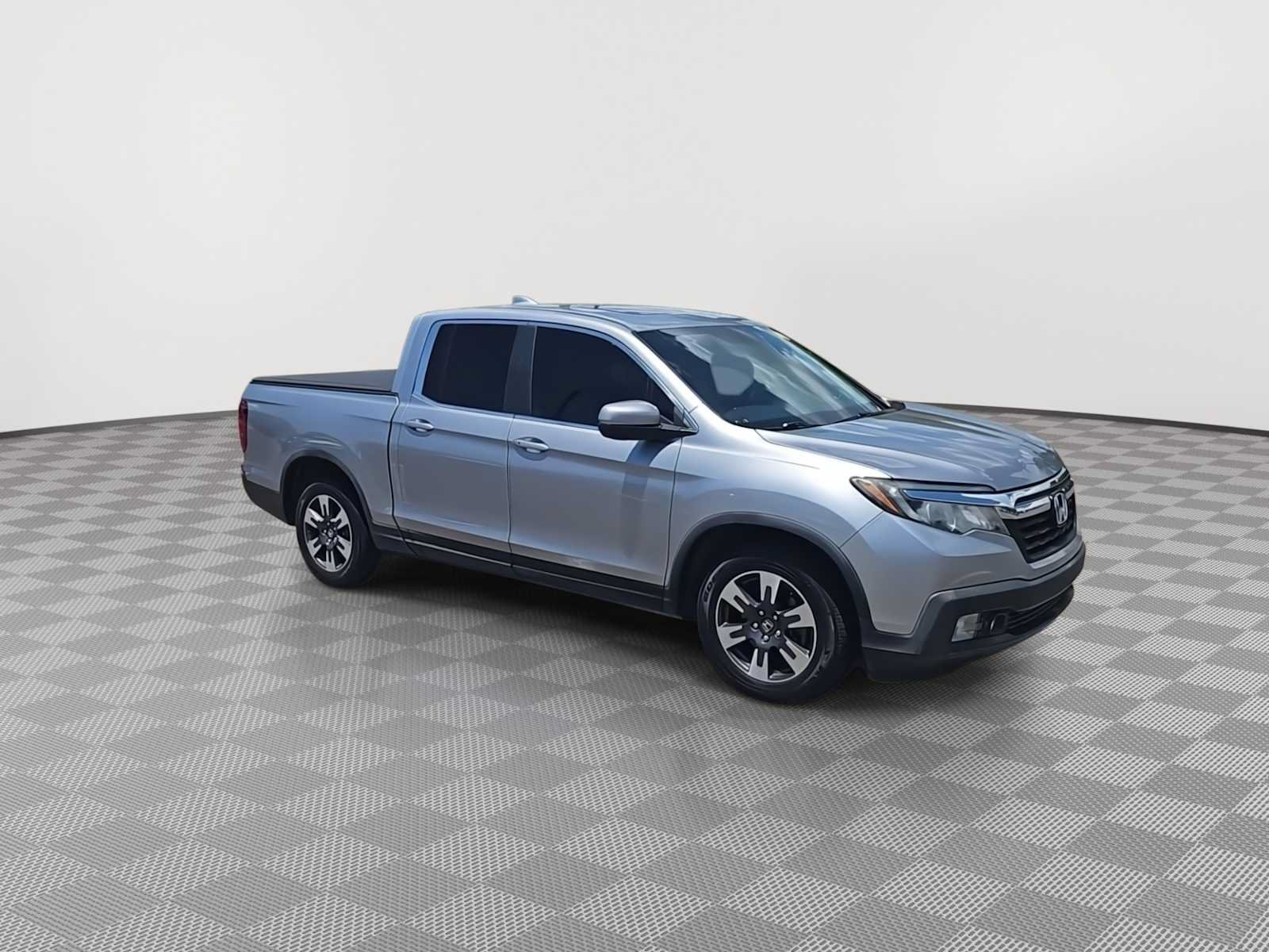 Used 2019 Honda Ridgeline RTL image 2
