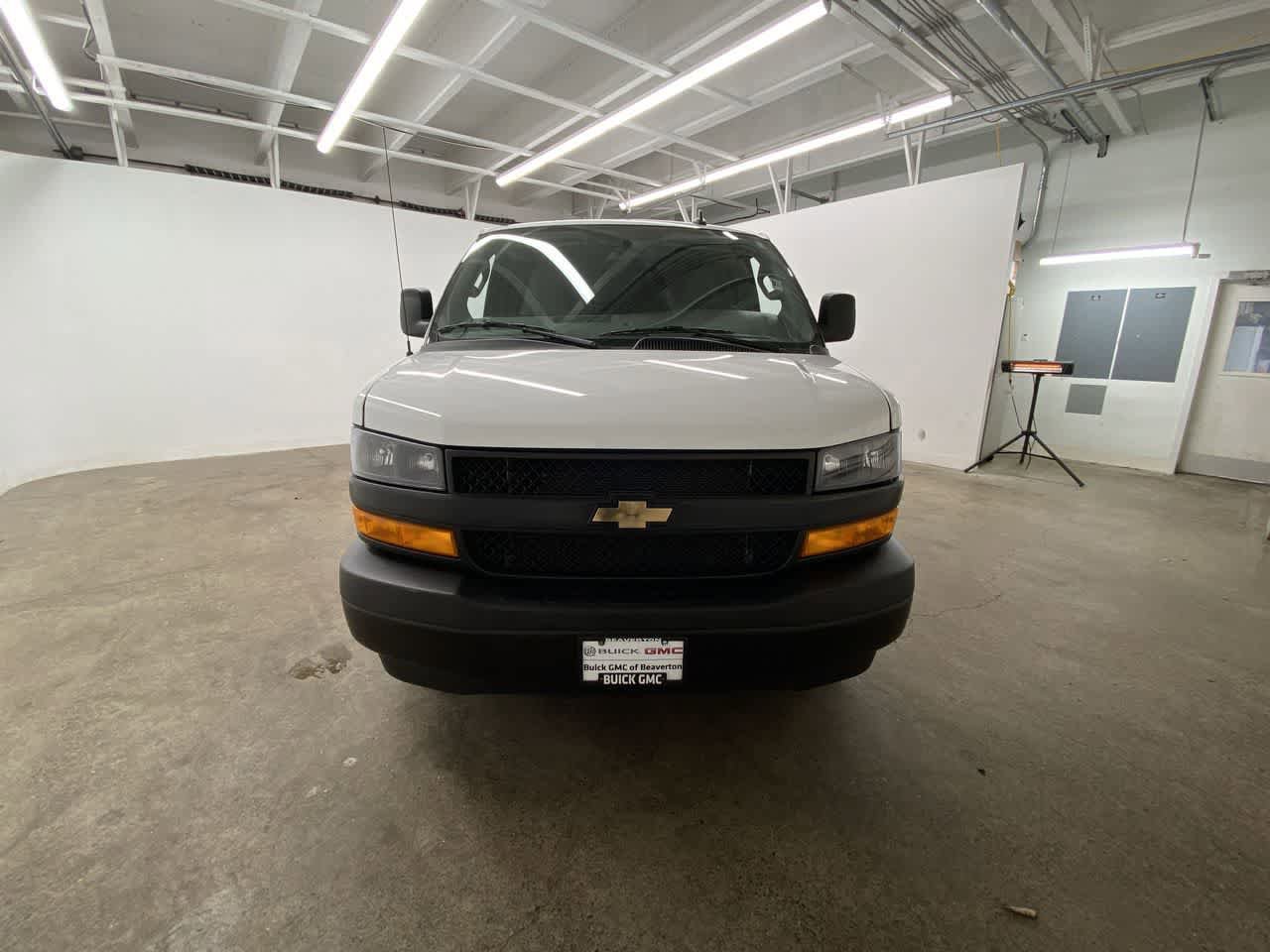 Used 2025 Chevrolet Express 2500 Extended w/ Driver Convenience Package RWD image 9