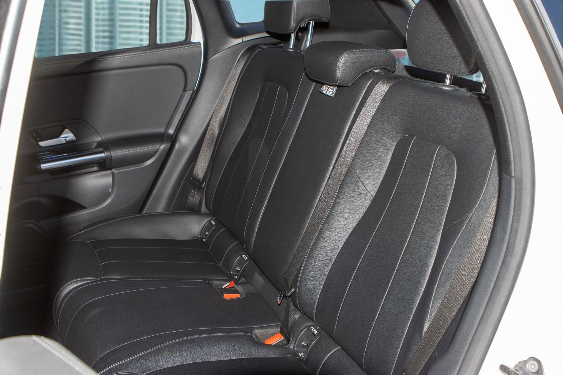 Used 2022 Mercedes-Benz GLA 250 w/ Premium Package Lite image 16