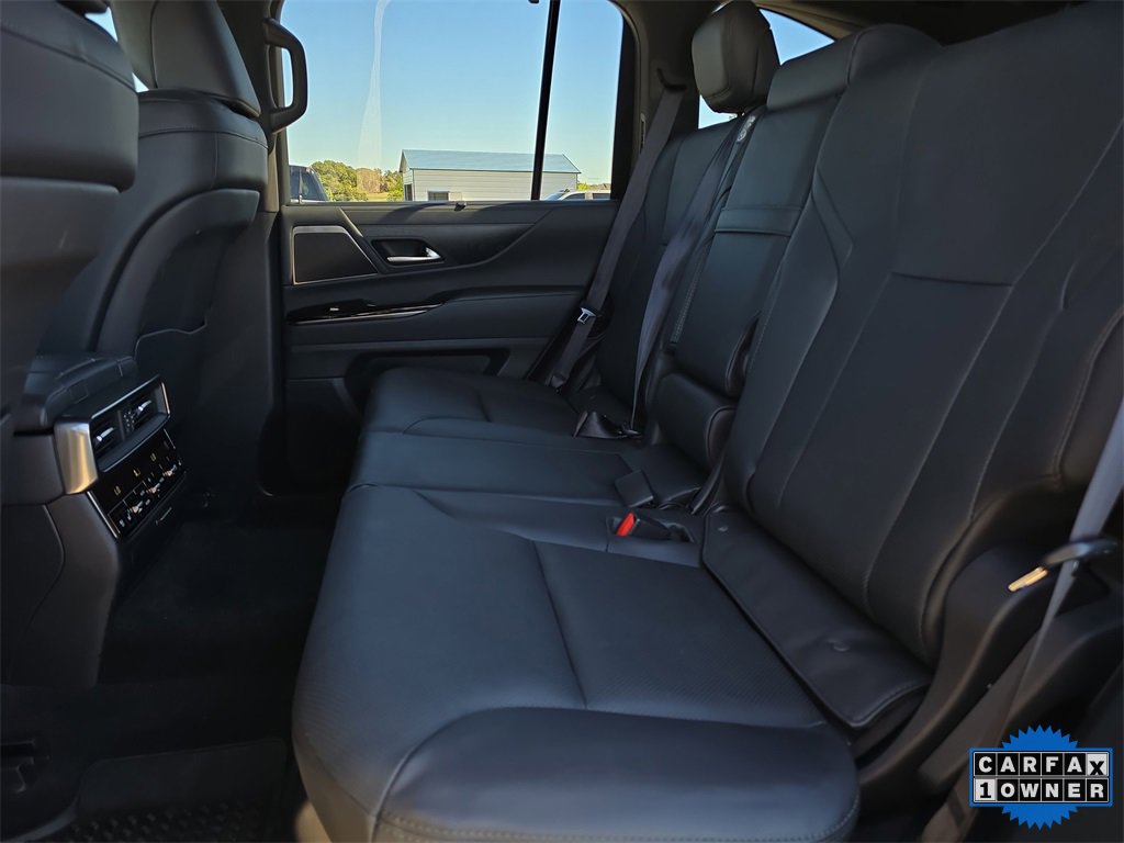 Used 2025 Lexus LX 700h Overtrail image 15