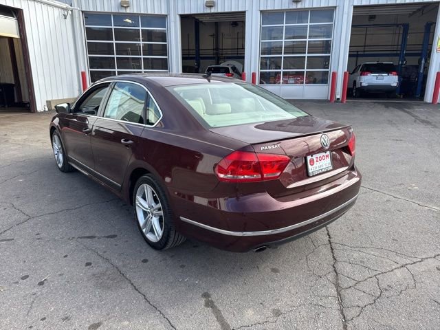Used 2014 Volkswagen Passat TDI SEL Premium FWD image 6