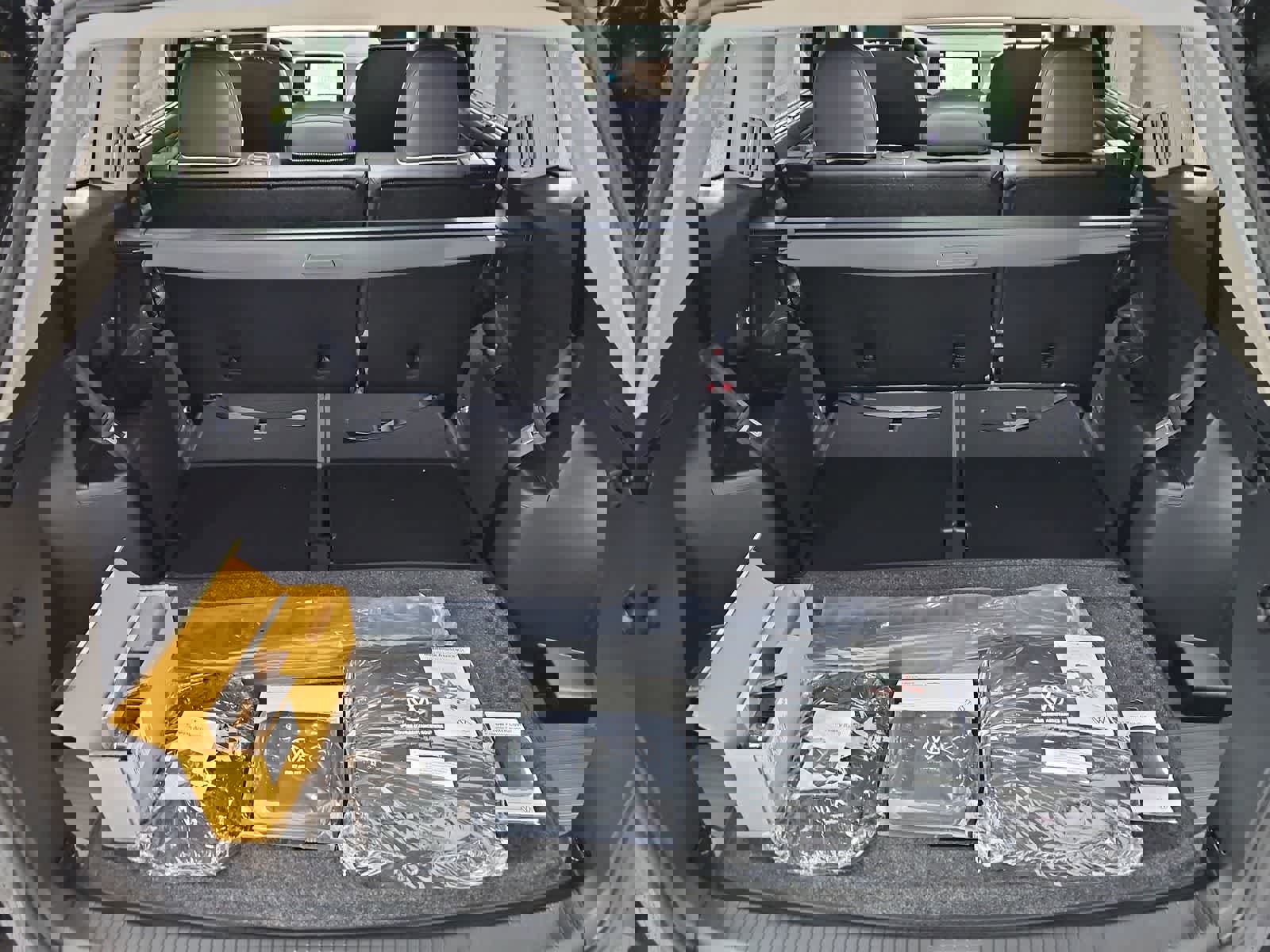 New 2026 Volkswagen Atlas SEL Premium R-Line image 36