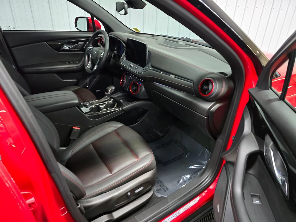 Used 2023 Chevrolet Blazer RS w/ Enhanced Convenience Package AWD/4WD image 24
