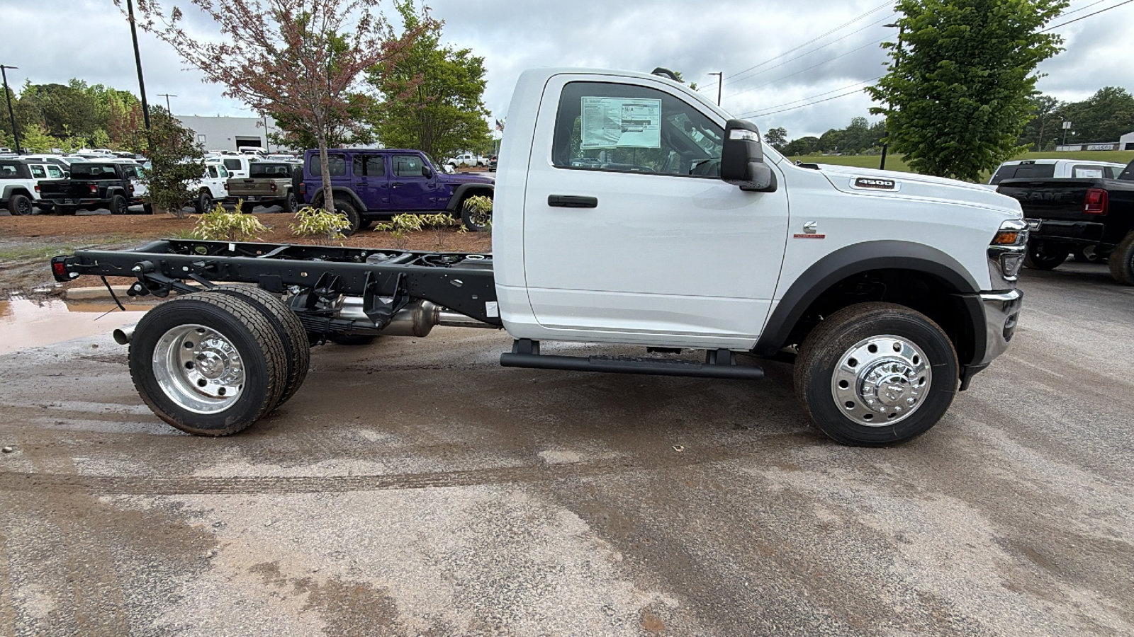 New 2026 RAM 4500 Tradesman w/ Chrome Appearance Group AWD/4WD image 7
