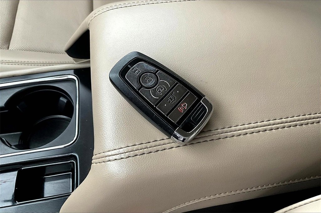 Used 2021 Lincoln Corsair Reserve w/ Elements Package image 33