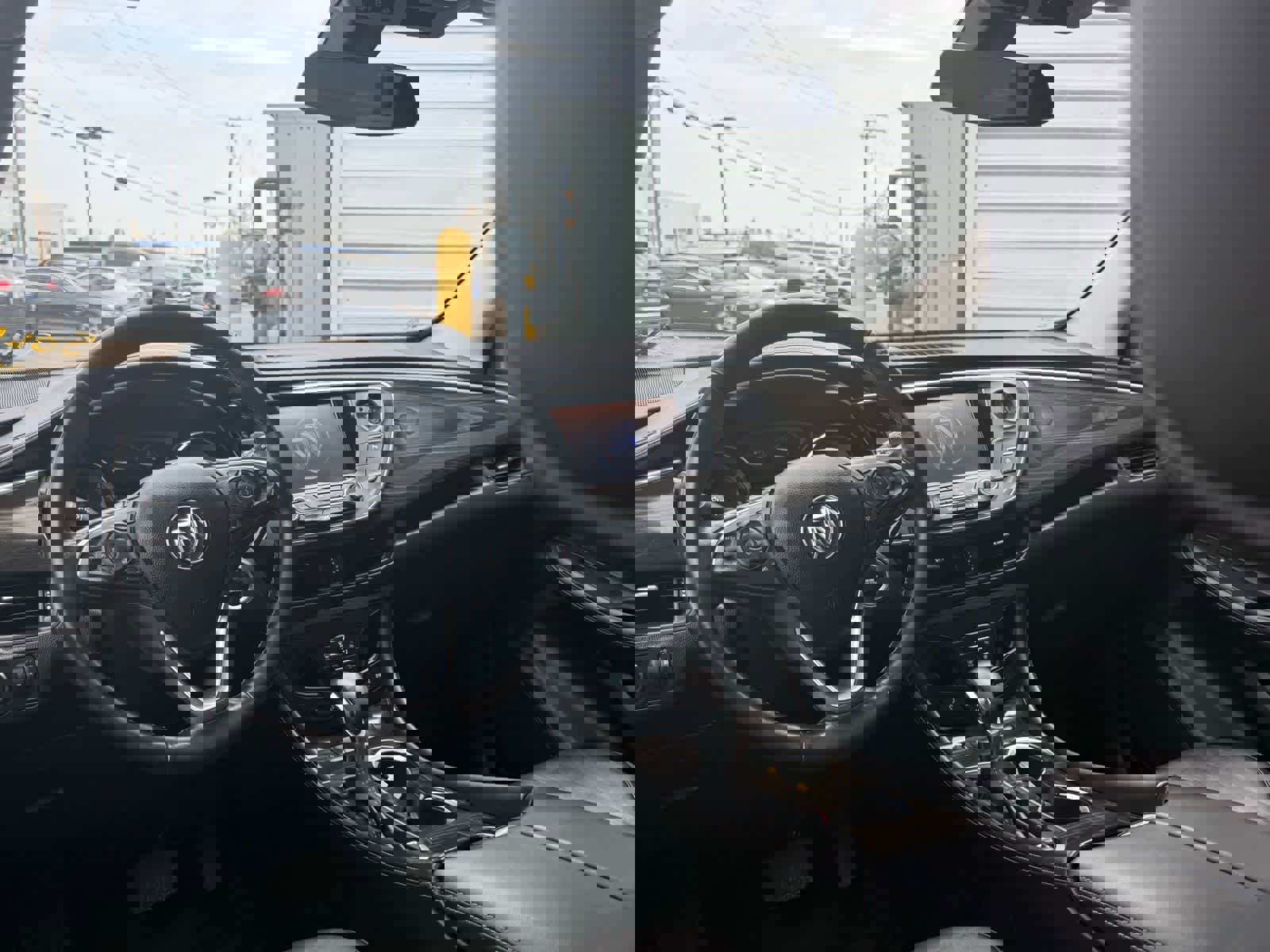 Used 2020 Buick Envision Essence w/ Experience Buick Package AWD/4WD image 5