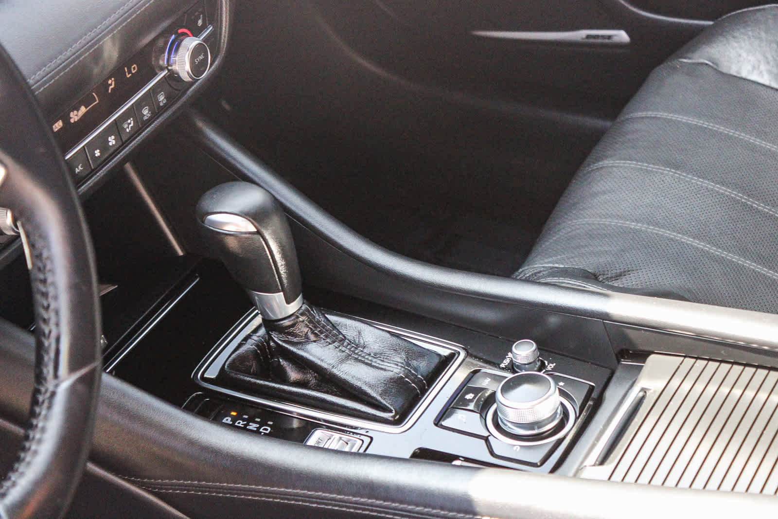 Used 2021 MAZDA MAZDA6 Grand Touring Reserve image 19