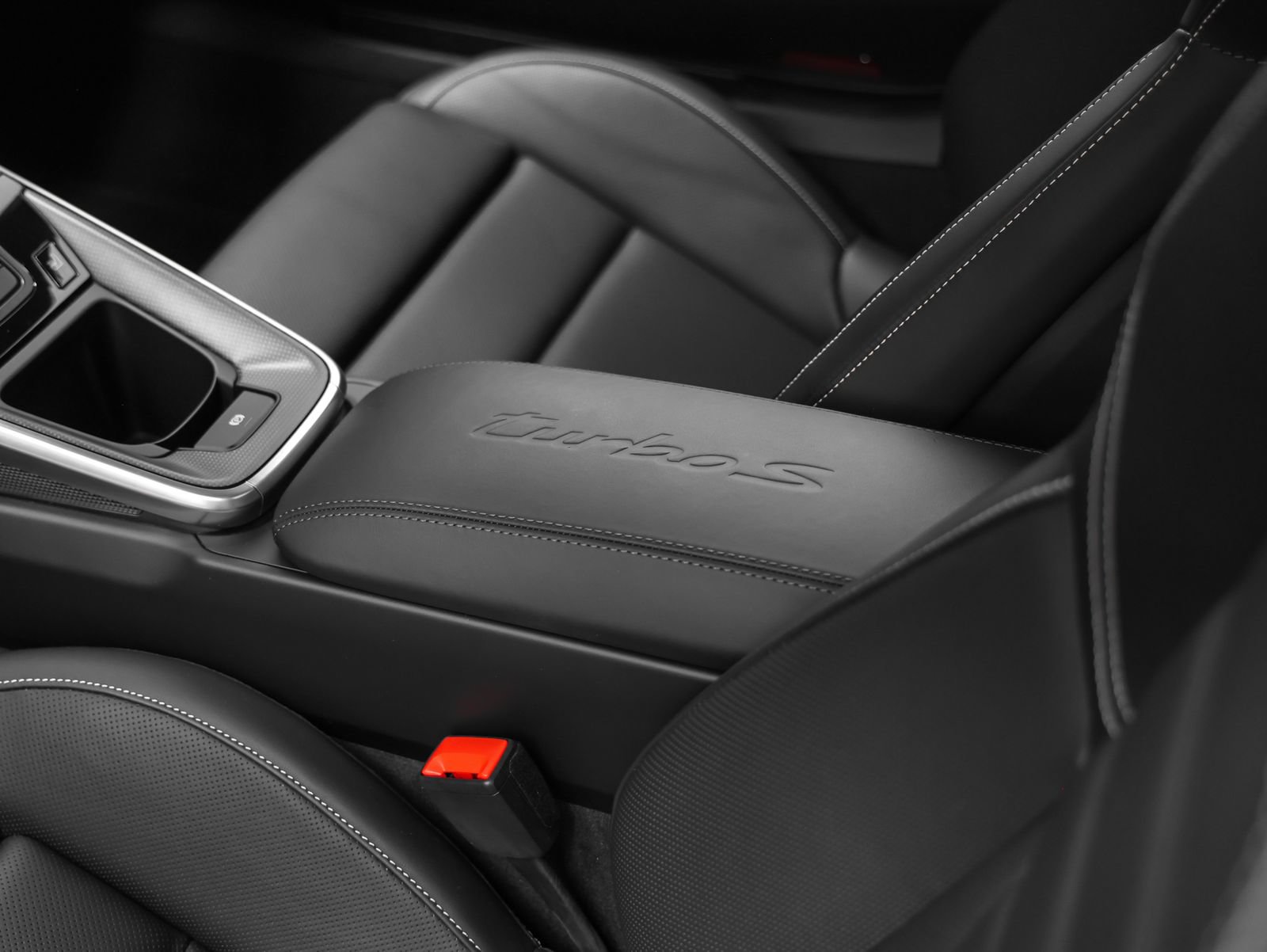 Certified 2025 Porsche 911 Turbo S AWD/4WD image 60