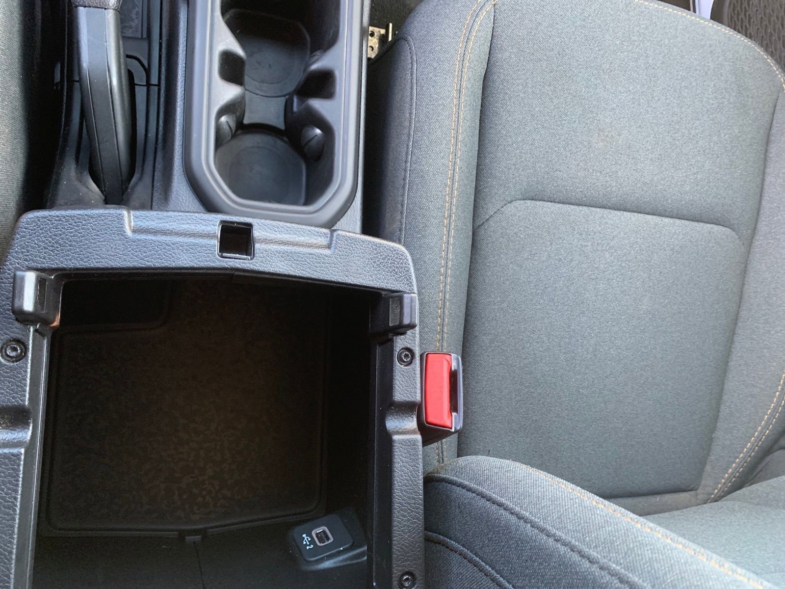 Used 2024 Jeep Wrangler Sport image 23