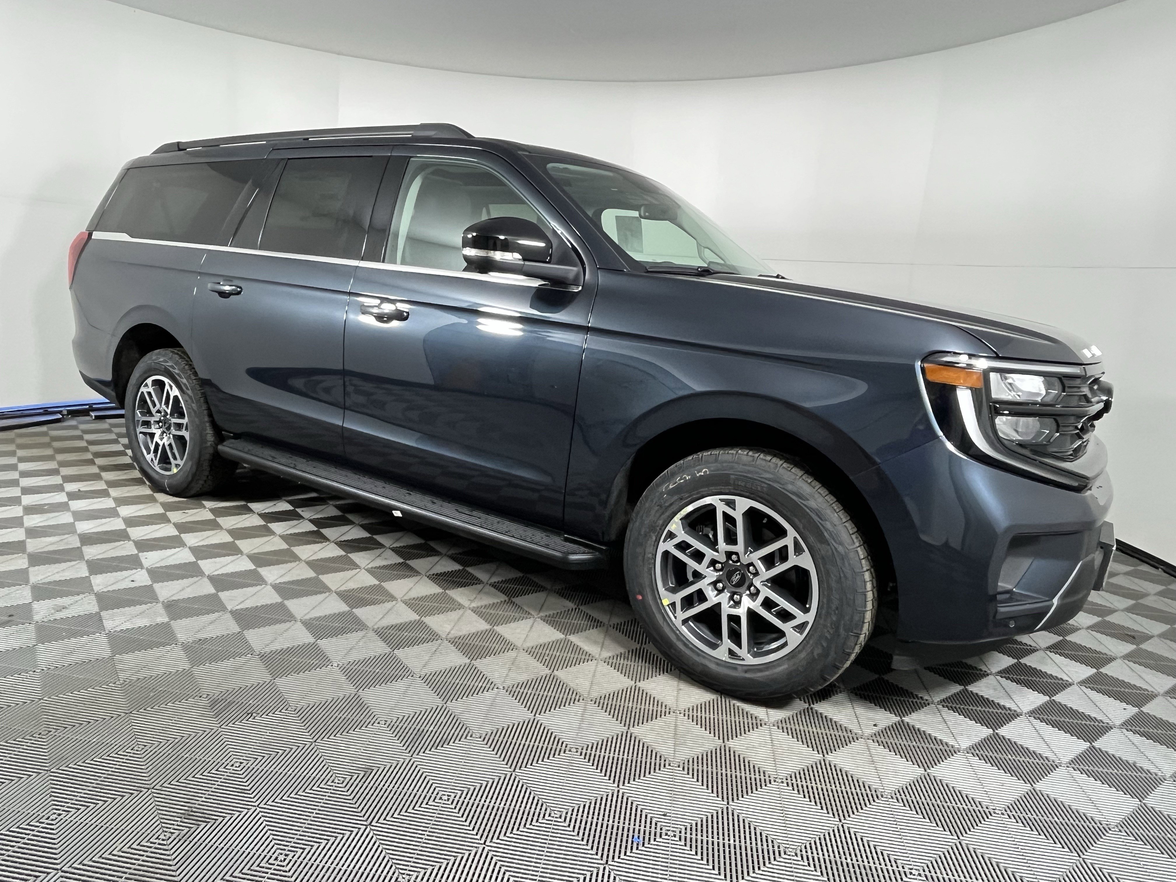 New 2026 Ford Expedition Max Active image 7