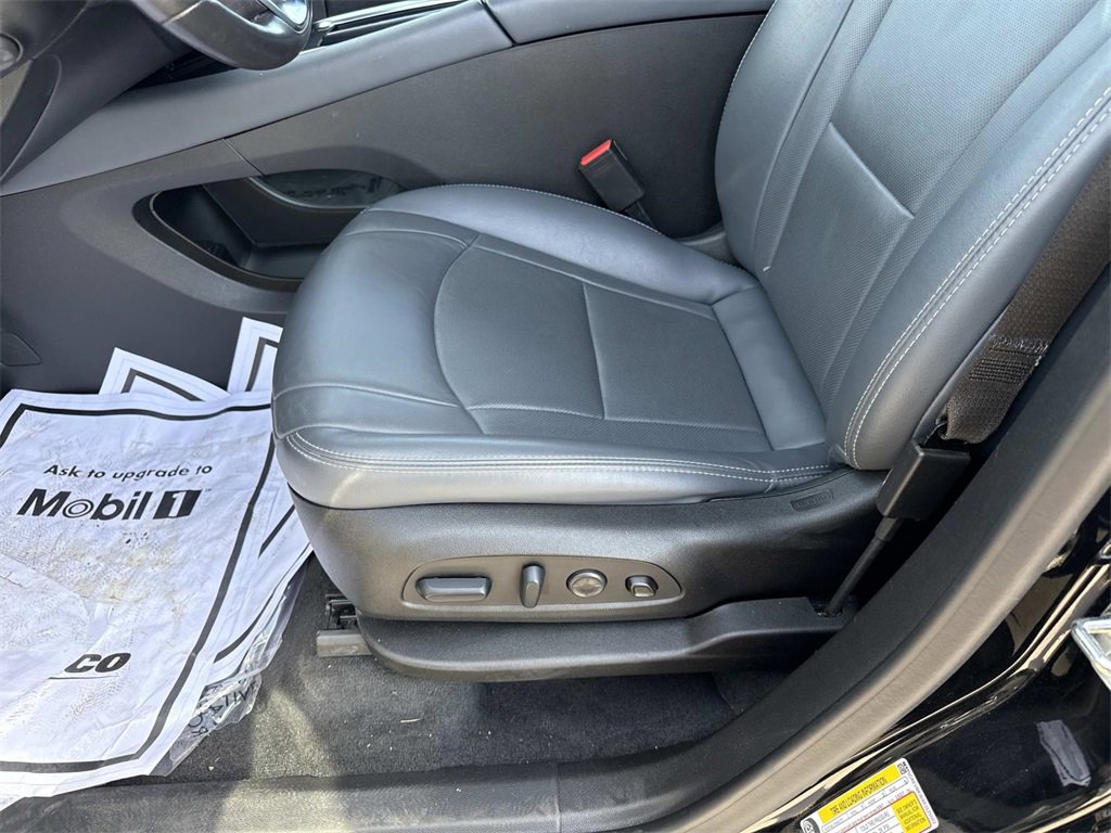 Used 2024 Buick Enclave Premium image 10