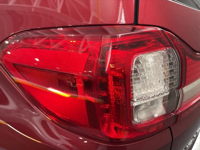 Used 2021 Subaru Ascent Limited AWD/4WD image 7