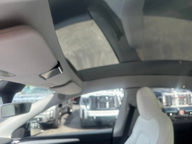 Used 2023 Tesla Model Y Performance AWD/4WD image 15