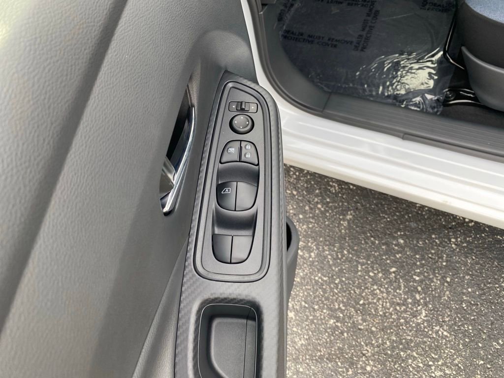 New 2025 Nissan Versa SV w/ Trunk Package image 12