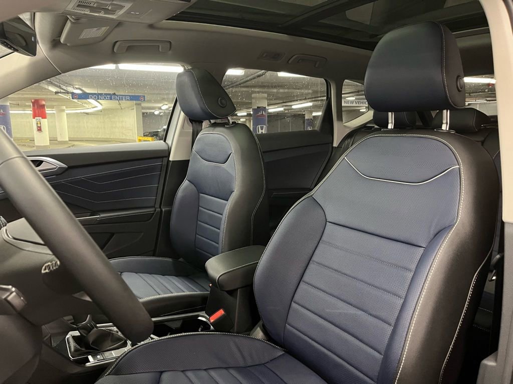 New 2026 Volkswagen Taos SEL image 19