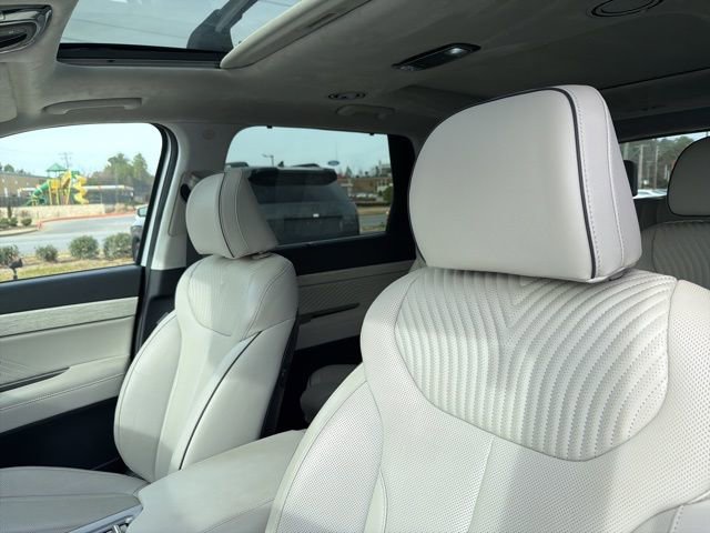 Used 2024 Hyundai Palisade Calligraphy image 22
