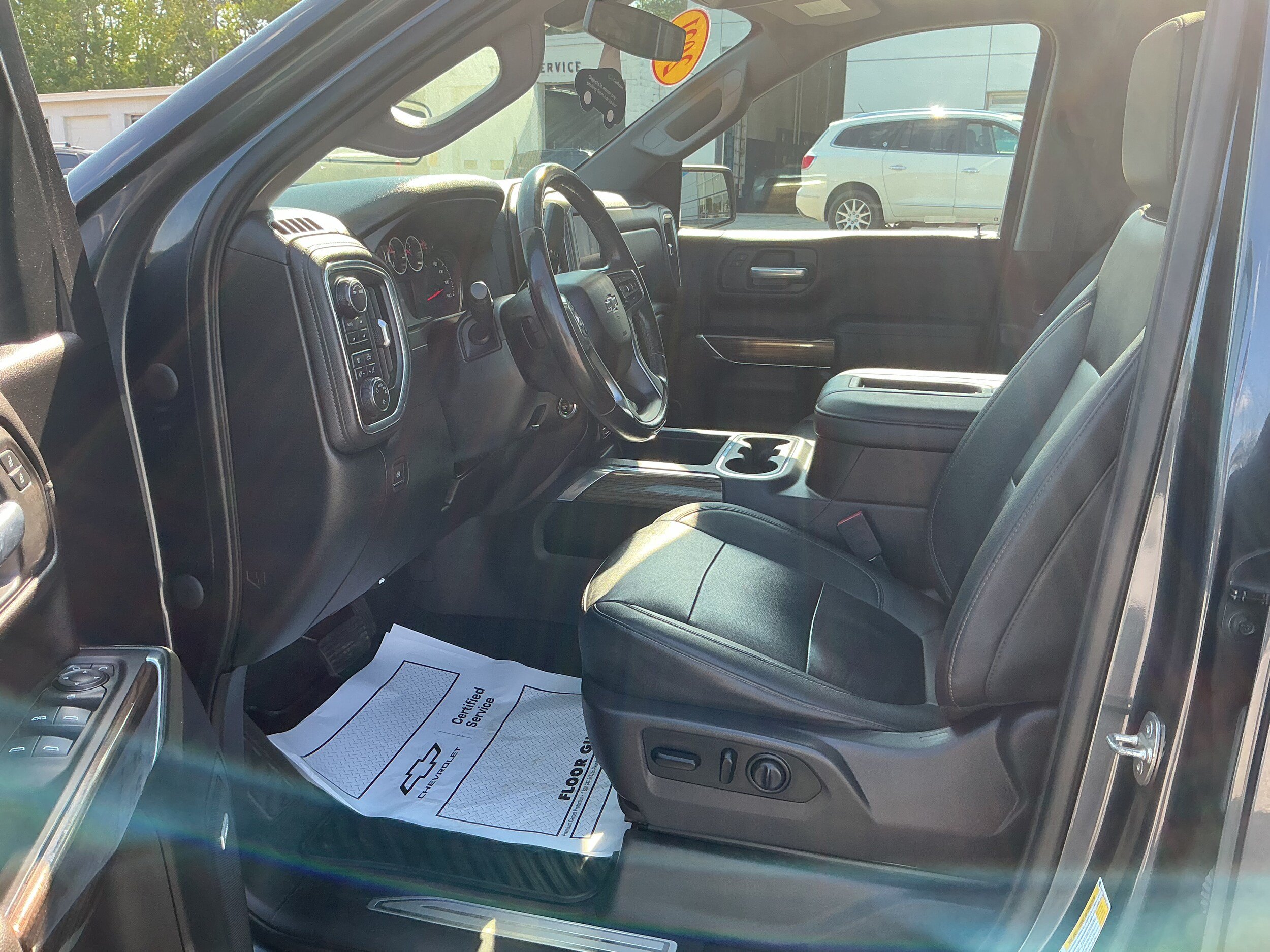Certified 2021 Chevrolet Silverado 1500 LT Trail Boss w/ Convenience Package II AWD/4WD image 8