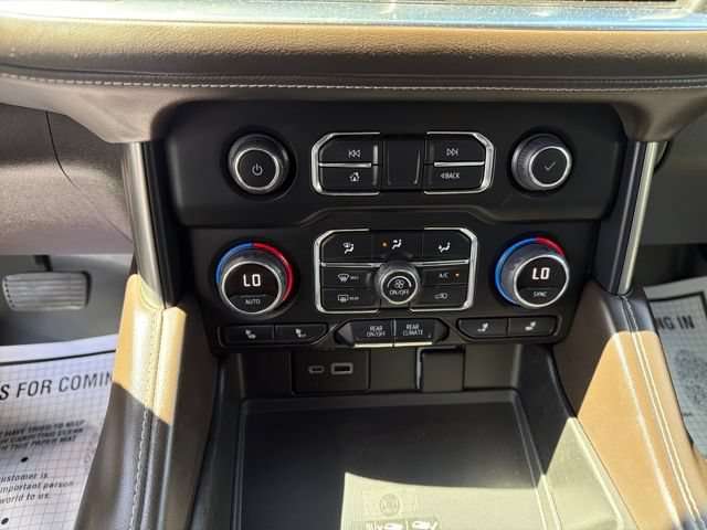 Used 2022 Chevrolet Suburban Z71 AWD/4WD image 19