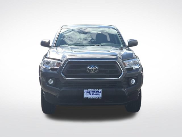 Used 2022 Toyota Tacoma SR5 RWD image 4
