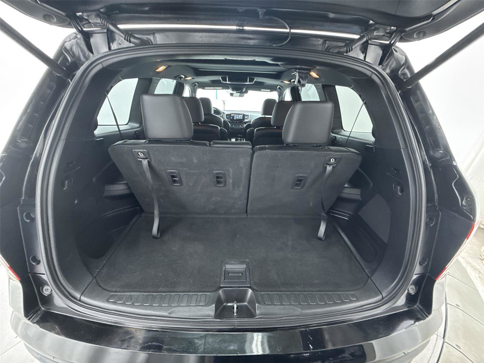 Used 2020 Honda Pilot Black Edition image 35