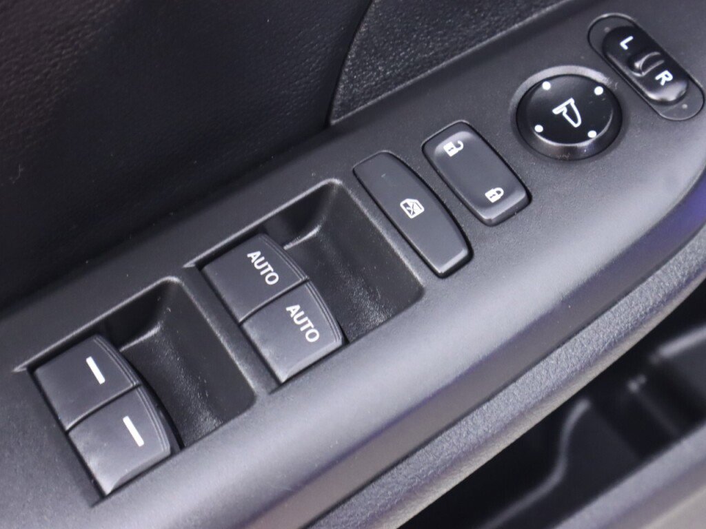 Used 2018 Honda Civic EX-L image 27