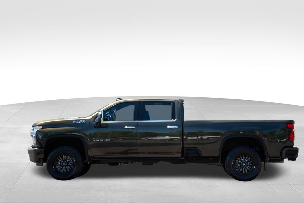 Used 2023 Chevrolet Silverado 3500 High Country w/ Technology Package AWD/4WD image 6