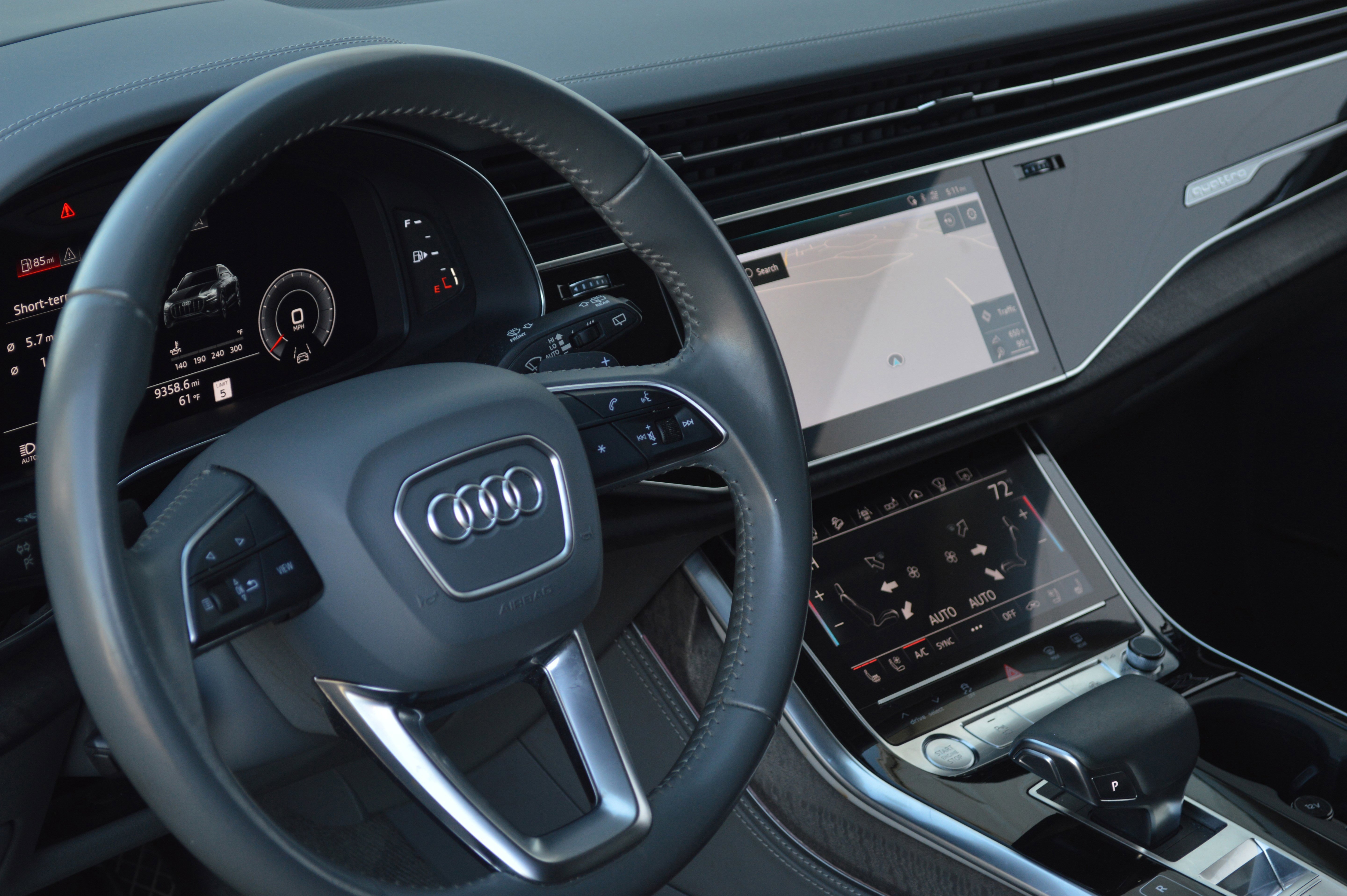 Used 2019 Audi Q8 Prestige w/ Luxury Package image 25