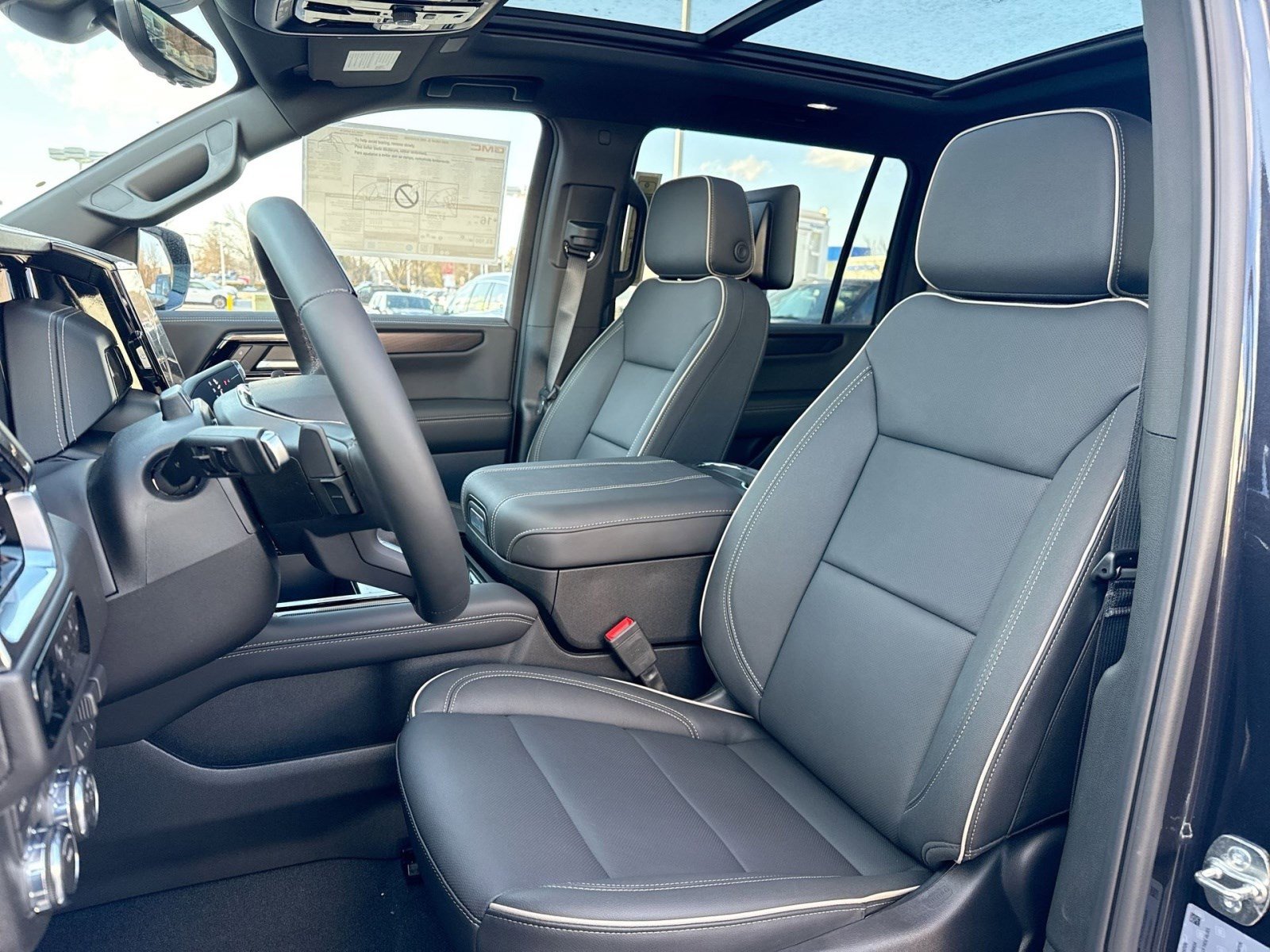 New 2026 GMC Yukon XL Elevation w/ Elevation Premium Package image 13