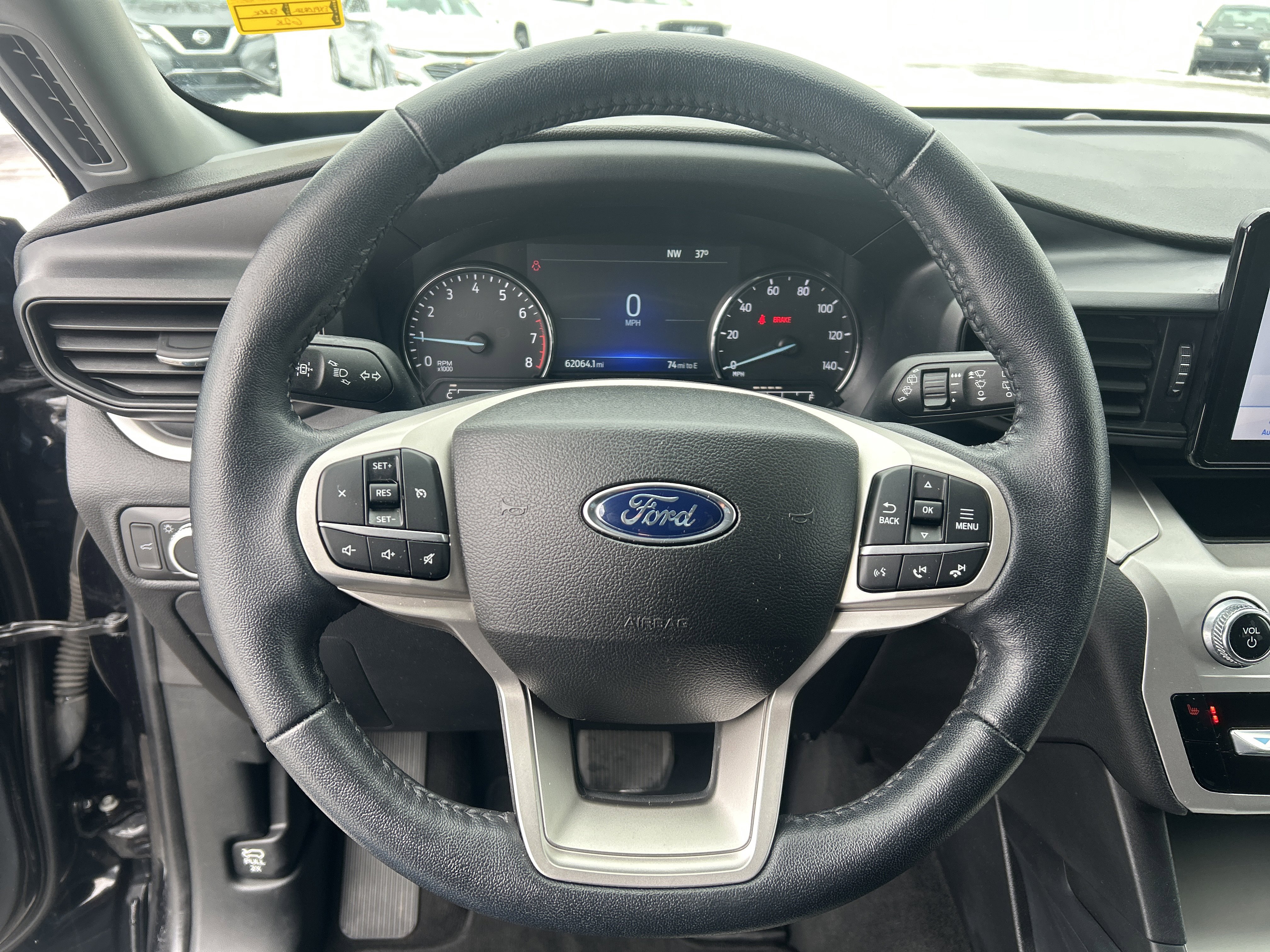 Used 2022 Ford Explorer XLT image 17