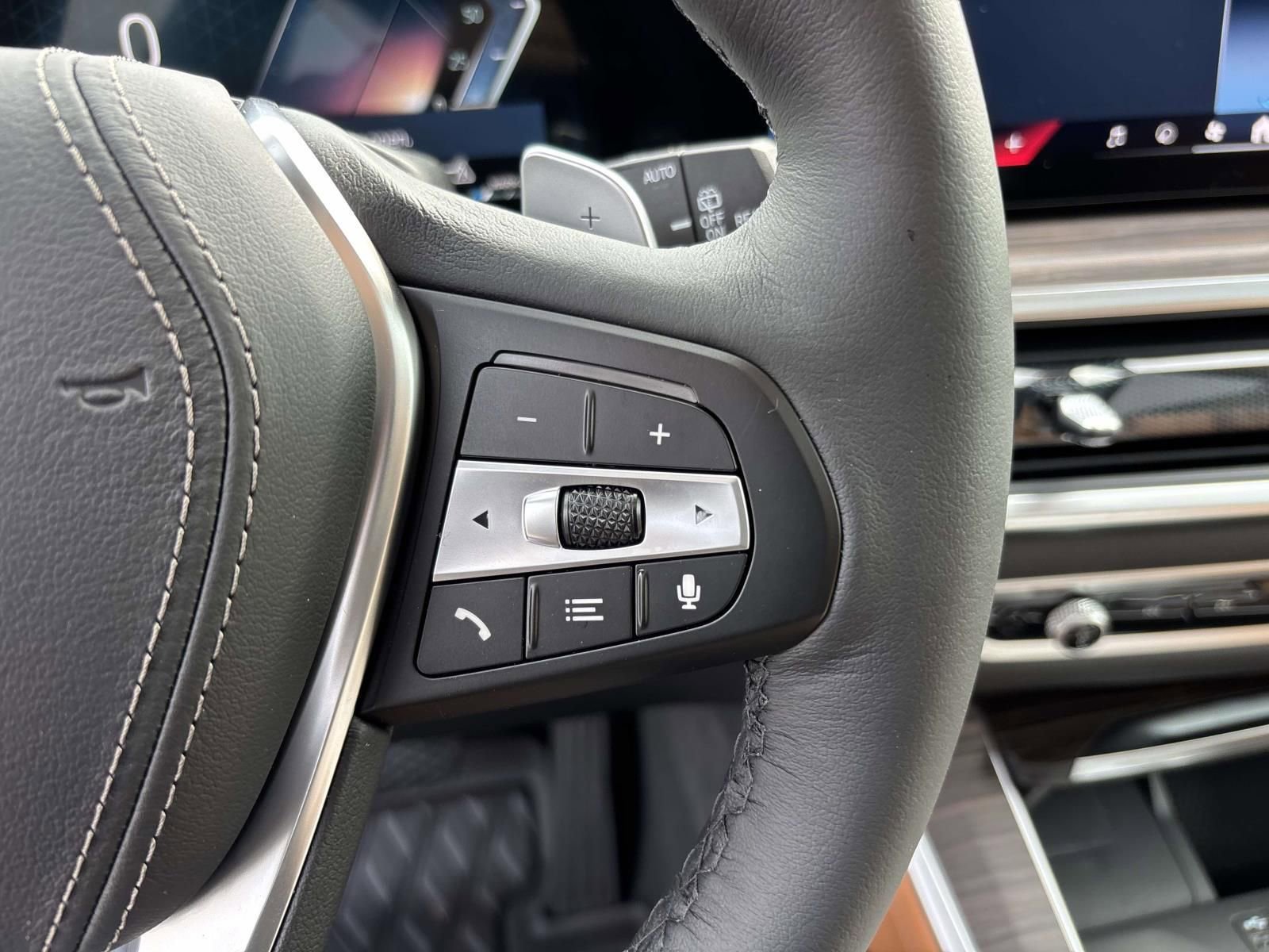 New 2026 BMW X5 xDrive40i AWD/4WD image 18