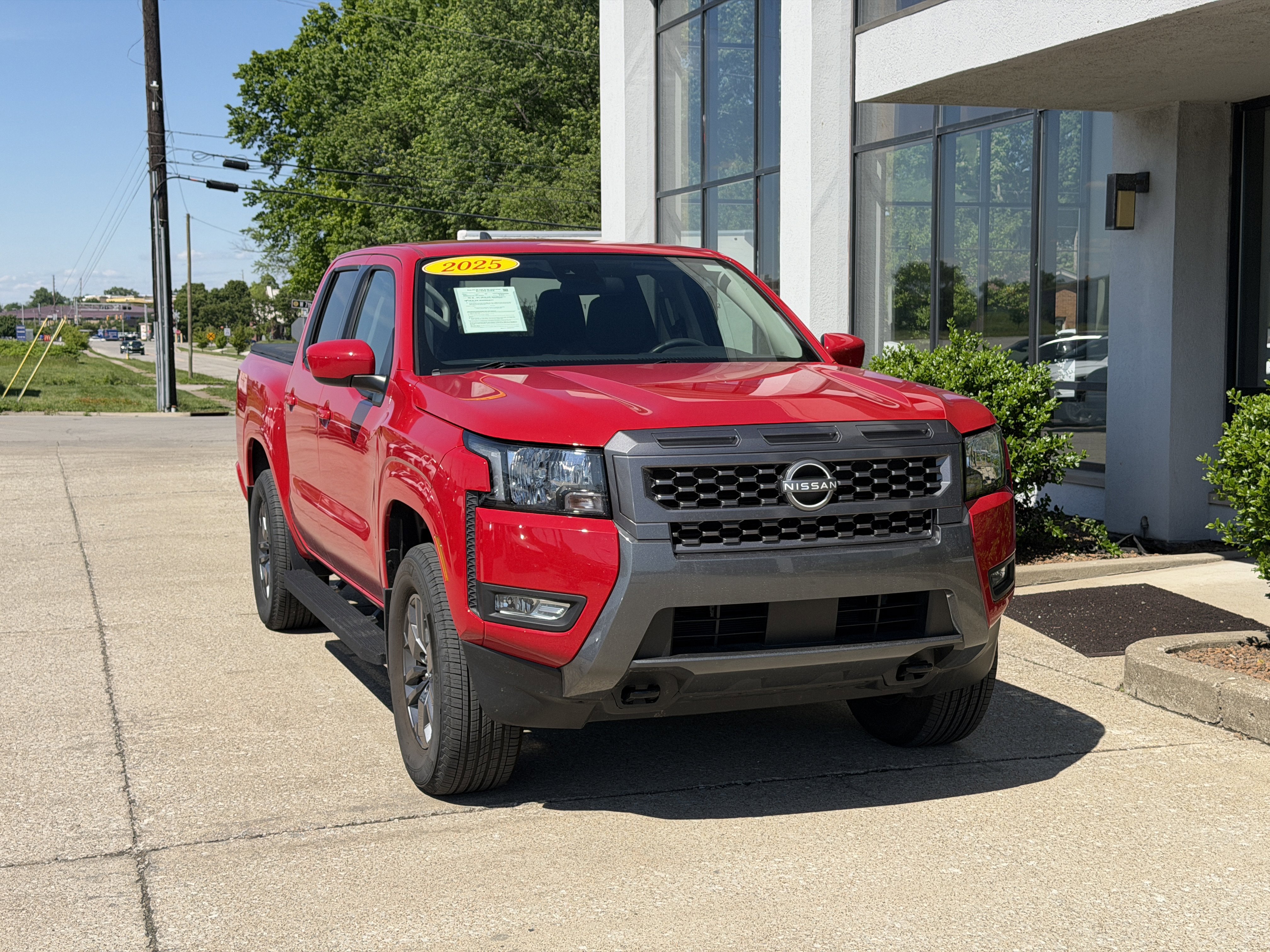 Used 2025 Nissan Frontier SV w/ SV Convenience Package AWD/4WD image 17