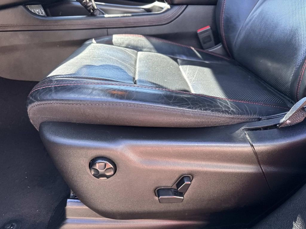 Used 2023 Dodge Durango GT image 18