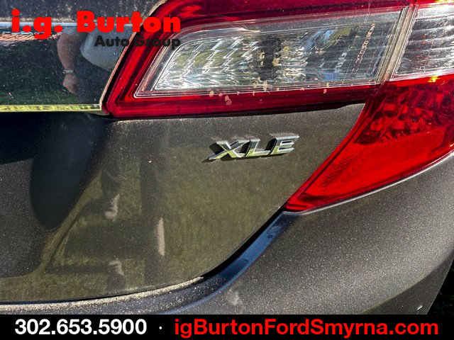 Used 2014 Toyota Camry XLE FWD image 7
