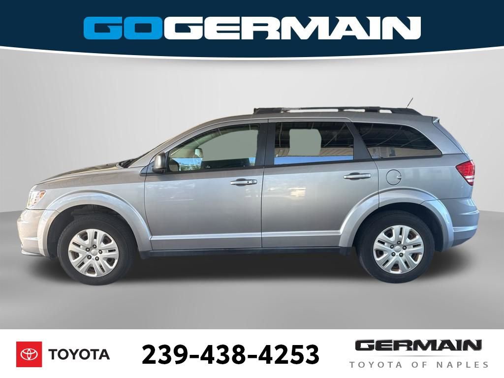 Used 2017 Dodge Journey SE w/ Flexible Seating Group FWD image 2