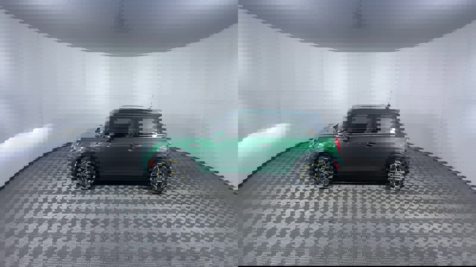 Used 2022 MINI Cooper SE image 5