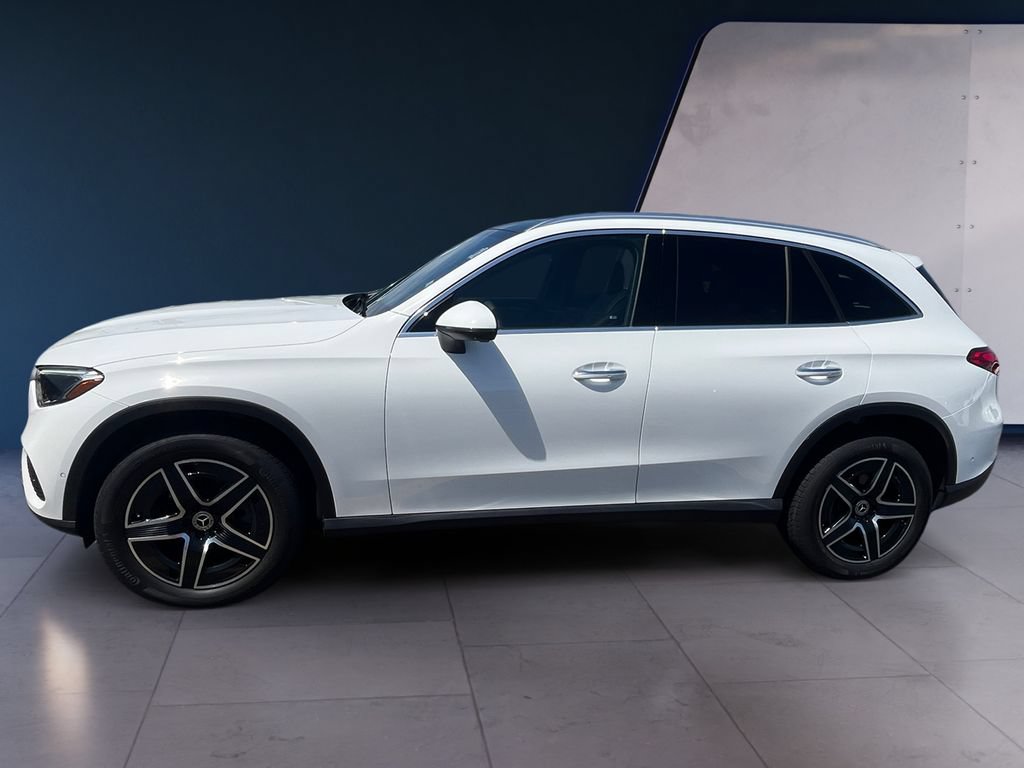 Certified 2026 Mercedes-Benz GLC 300 4MATIC image 2