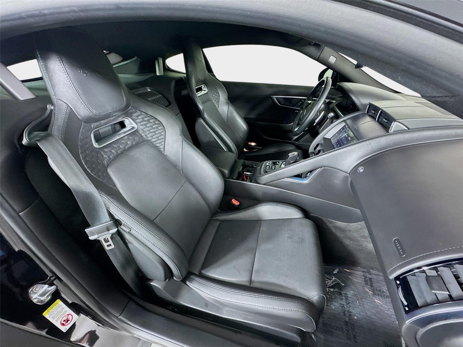 Used 2022 Jaguar F-TYPE Coupe RWD image 23