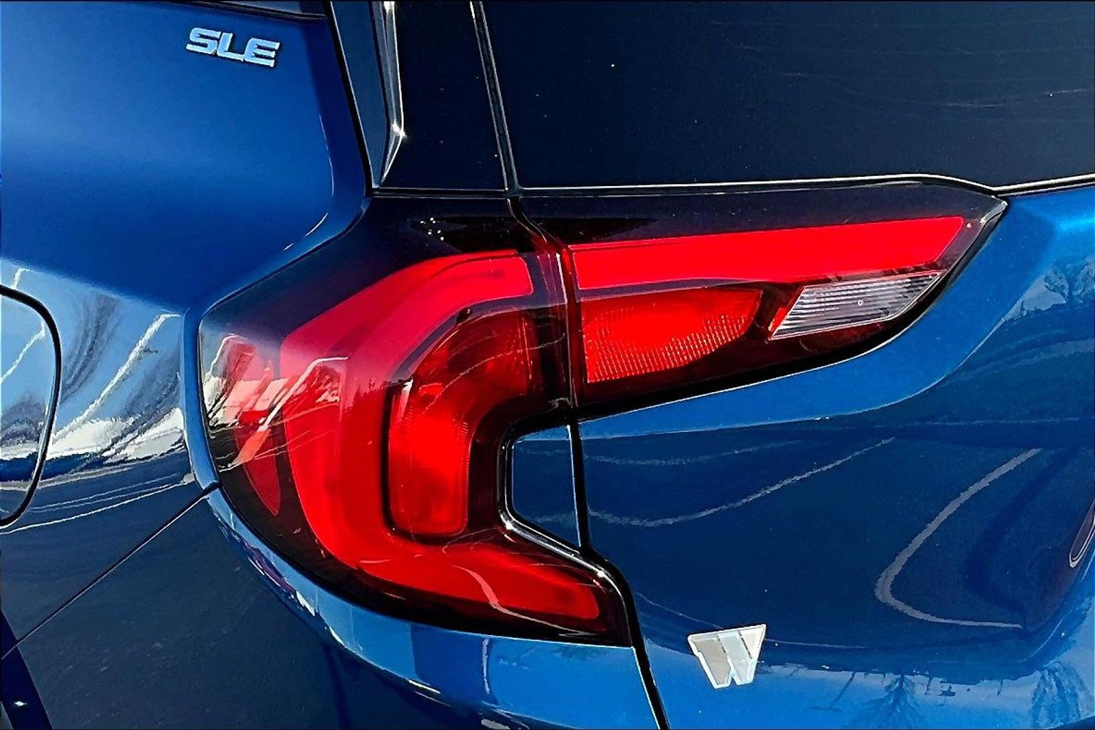 Used 2021 GMC Terrain SLE w/ Driver Convenience Package image 24