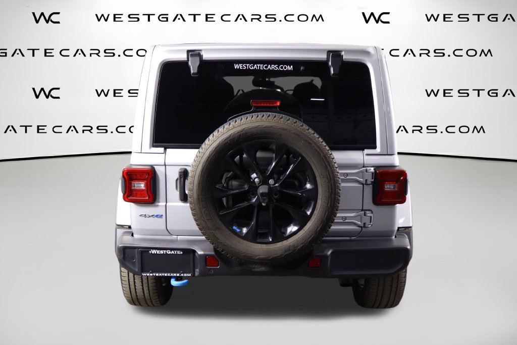 Used 2022 Jeep Wrangler Unlimited Sahara w/ Cold Weather Group AWD/4WD image 4