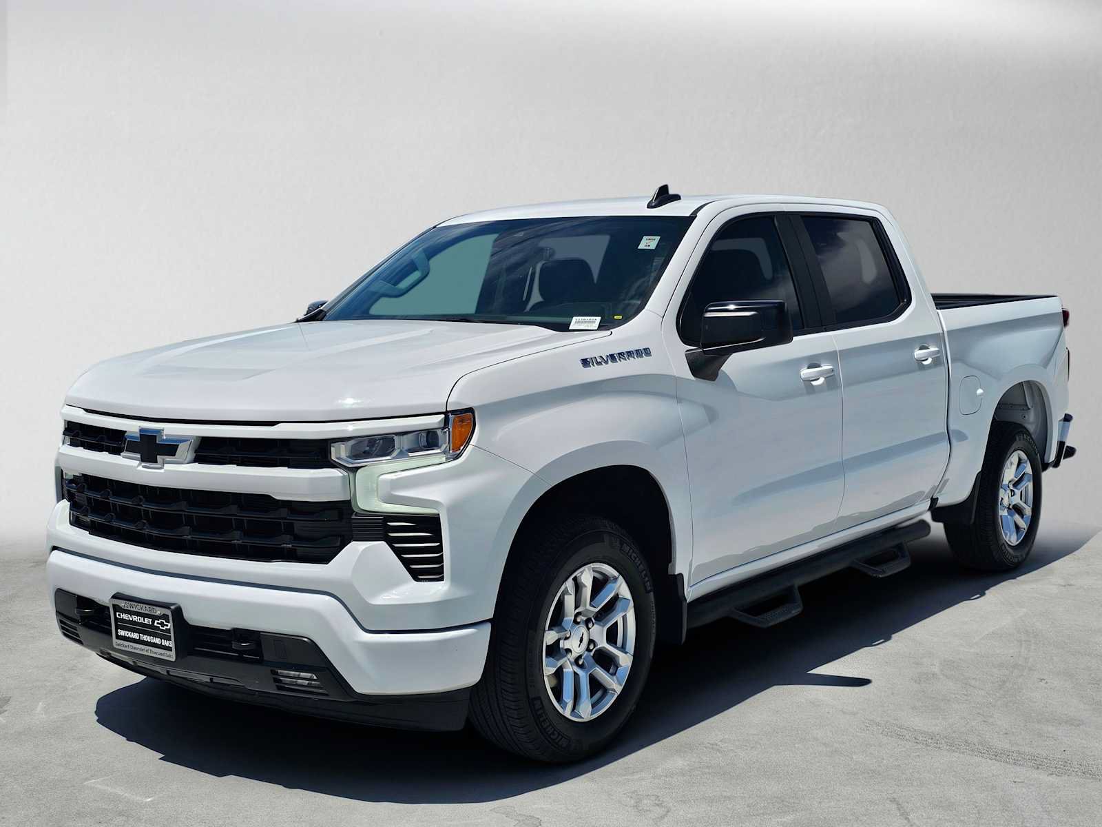 Used 2023 Chevrolet Silverado 1500 RST RWD image 7