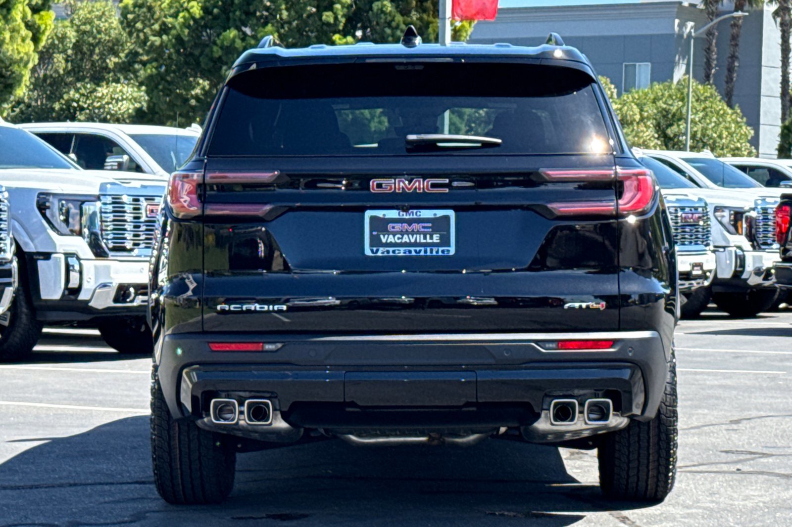 New 2026 GMC Acadia AT4 w/ LPO, Floor Liner Package AWD/4WD image 6