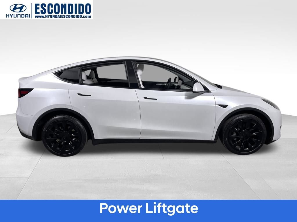 Used 2023 Tesla Model Y Long Range image 6