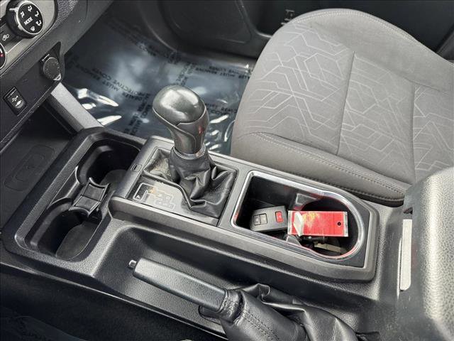 Used 2017 Toyota Tacoma TRD Off-Road w/ Tow Package (A/T) image 16