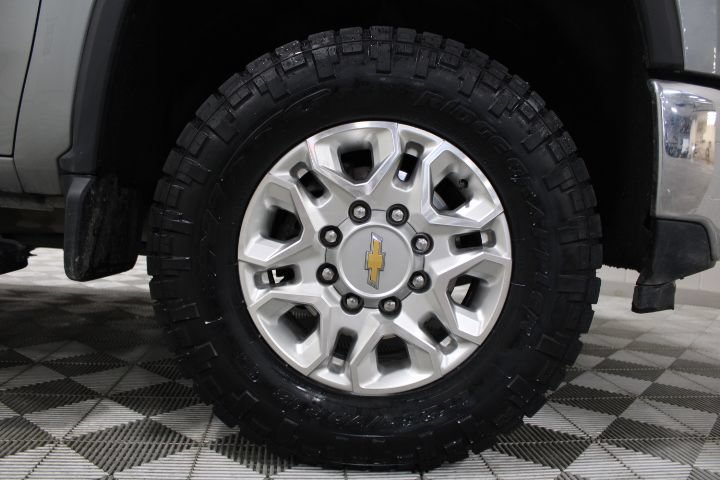 Used 2024 Chevrolet Silverado 2500 LT w/ All Star Edition AWD/4WD image 46