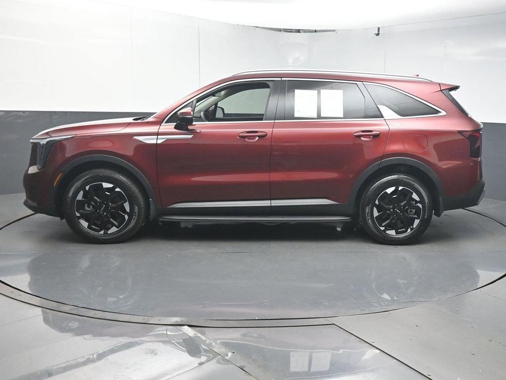 Used 2025 Kia Sorento S AWD/4WD image 5