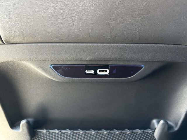 New 2026 Chrysler Pacifica Select w/ S Appearance Package FWD image 10